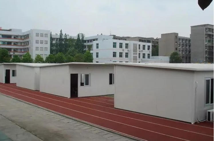03.jpg