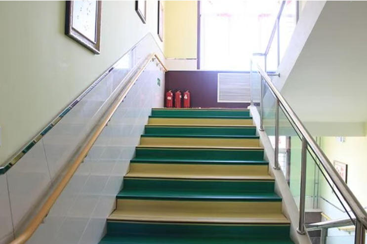 09.jpg